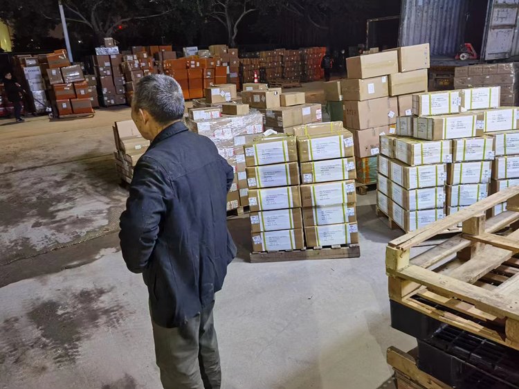 昆明整车运输案例：农用机械配件防锈包装与雨季发运